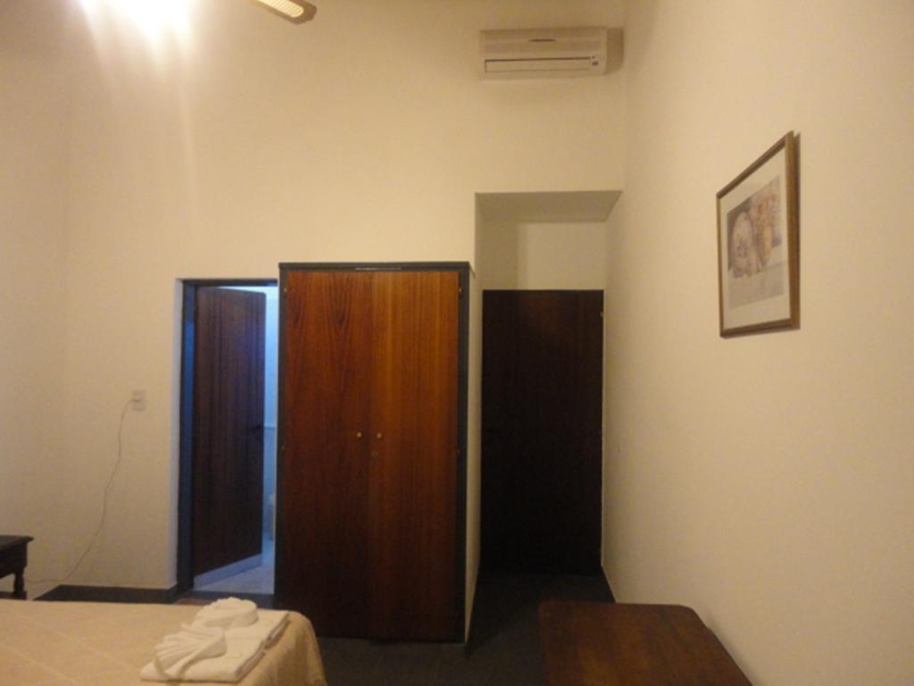 Hotel Lujan Lujan  ห้อง รูปภาพ