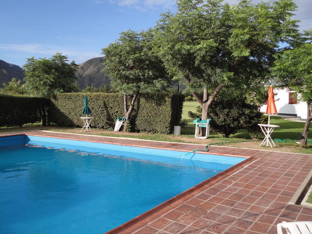 Hotel Lujan Lujan  ภายนอก รูปภาพ