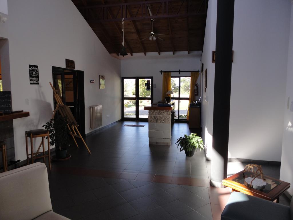 Hotel Lujan Lujan  ภายนอก รูปภาพ
