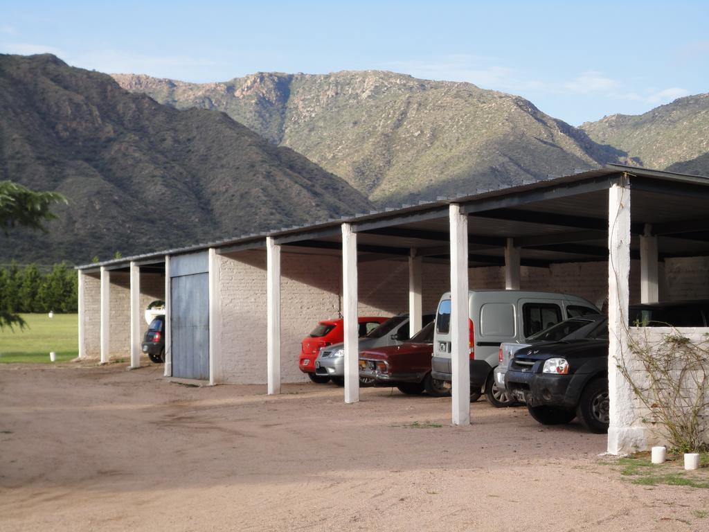 Hotel Lujan Lujan  ภายนอก รูปภาพ