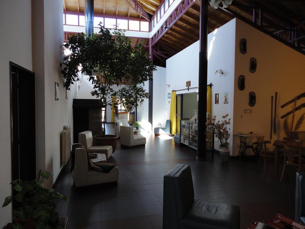 Hotel Lujan Lujan  ภายนอก รูปภาพ