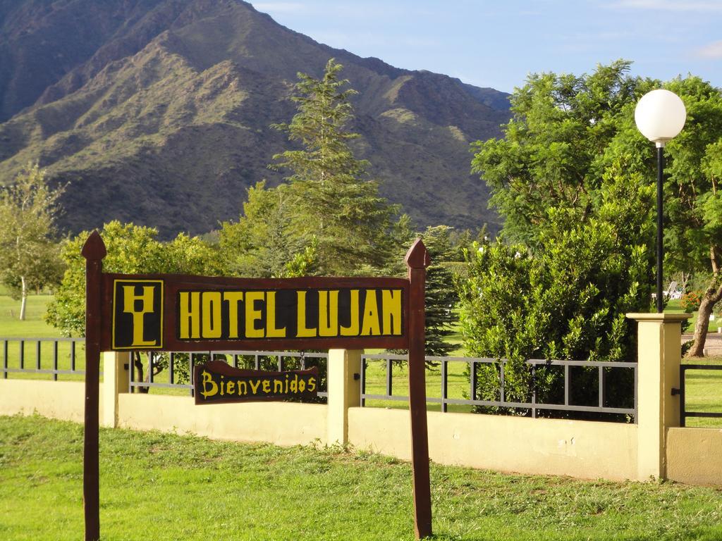 Hotel Lujan Lujan  ภายนอก รูปภาพ